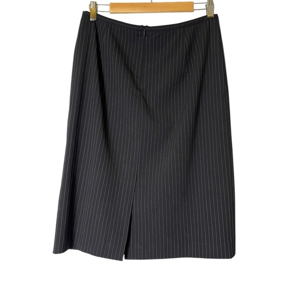 MaxMara Wool White Black Pinstripe Office Pencil Skirt with Slit- Size 12 - Picture 2 of 7